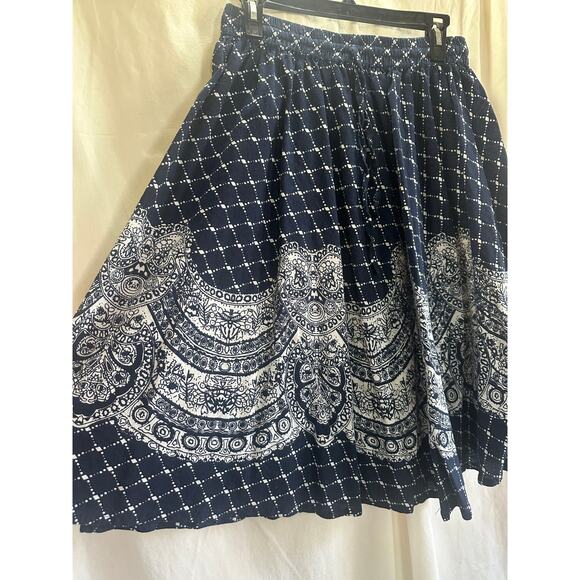 Collections Etc Womens Medium Blue White Western Boho Print - Picture 2 of 6